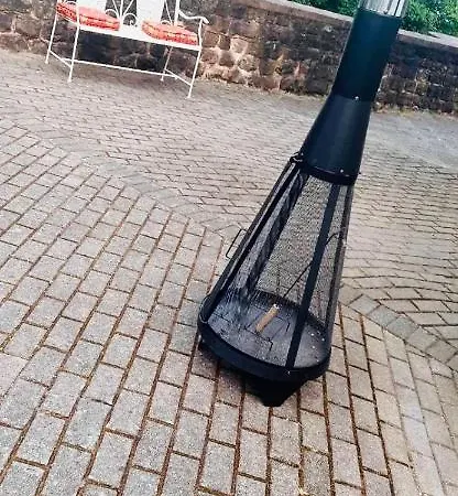 Dom wakacyjny Living In The Castel Near Naturepark In Germany